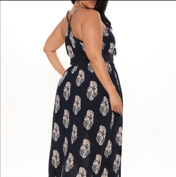 FASHION NOVA Holy Slit dress XL - Picture 3 of 4